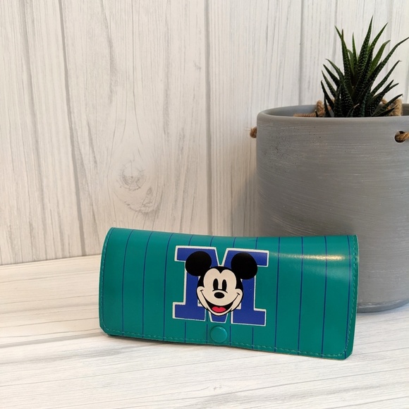 mickey mouse eyeglass case